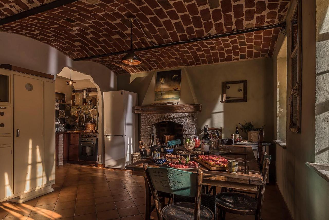 Villa Casa Delle Foglie Sussurranti Asti Exterior foto
